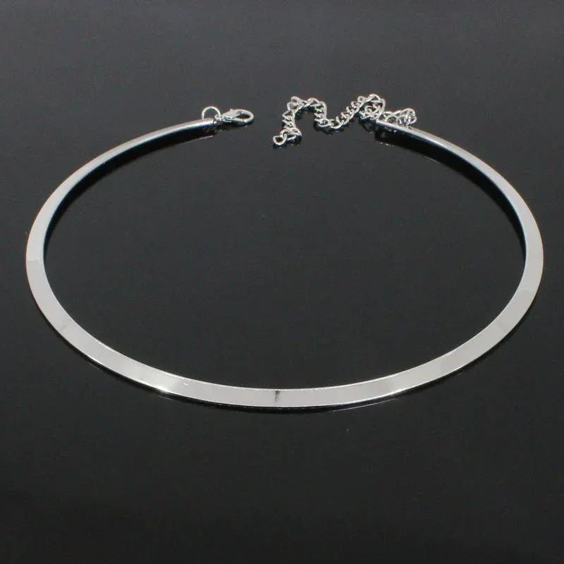 Colar Choker Dourada Smith